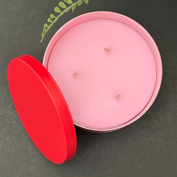 BBW 4ever Sweet Bath & Body Works x Sweethearts 3 Wick Candle - Picture 6 of 10